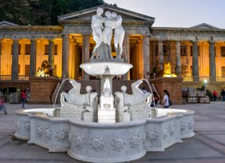 Temple of Leah Mausoleum