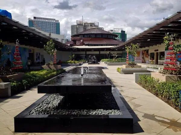 Ayala Mall Cebu Roof Deck