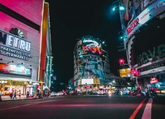 Colon Street in Cebu: Oldest Street in the Philippines