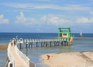 Walkway and Kota Park in Madridejos