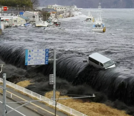 Top 10 Tsunami Movies of All Time