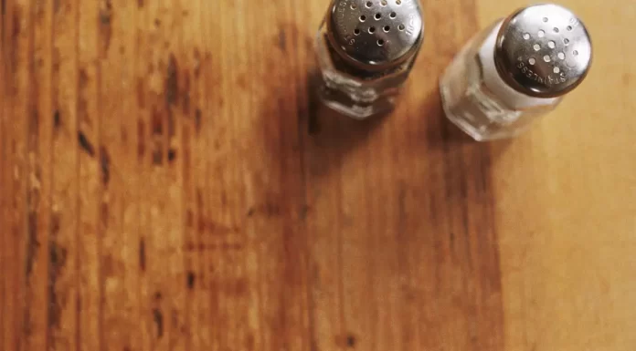 MSG seasoning crystals represent the MSG debate and its potential effects on health.