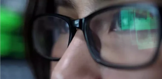 An illustration depicting a clear vision concept, emphasizing the importance of recognizing and addressing early warning signs of blurry vision for optimal eye health.