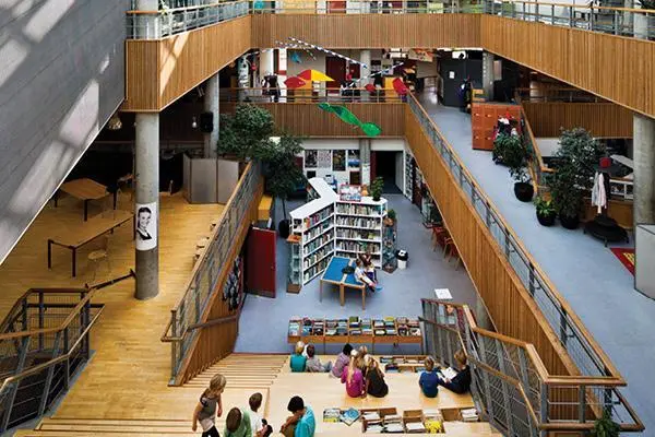 Hellerup School
